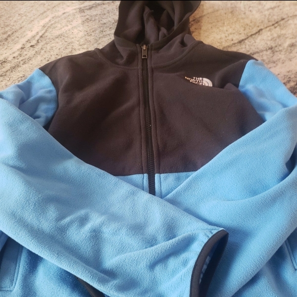 North Face - Picture 2 of 5